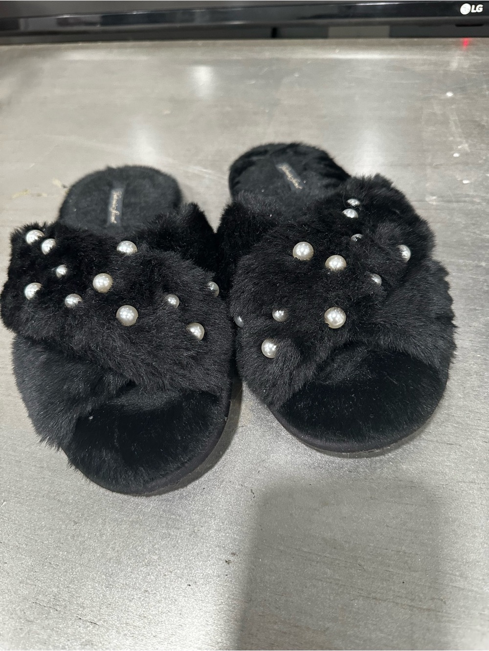 Victoria's Secret Black Faux Fur Pearl Slide Slippers